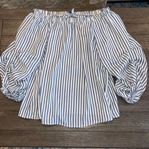 Off the shoulder long sleeve top